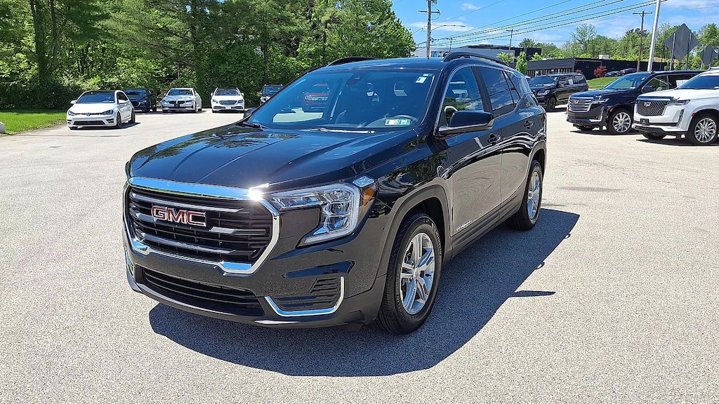 Used 2023 GMC Terrain SLE SUV
