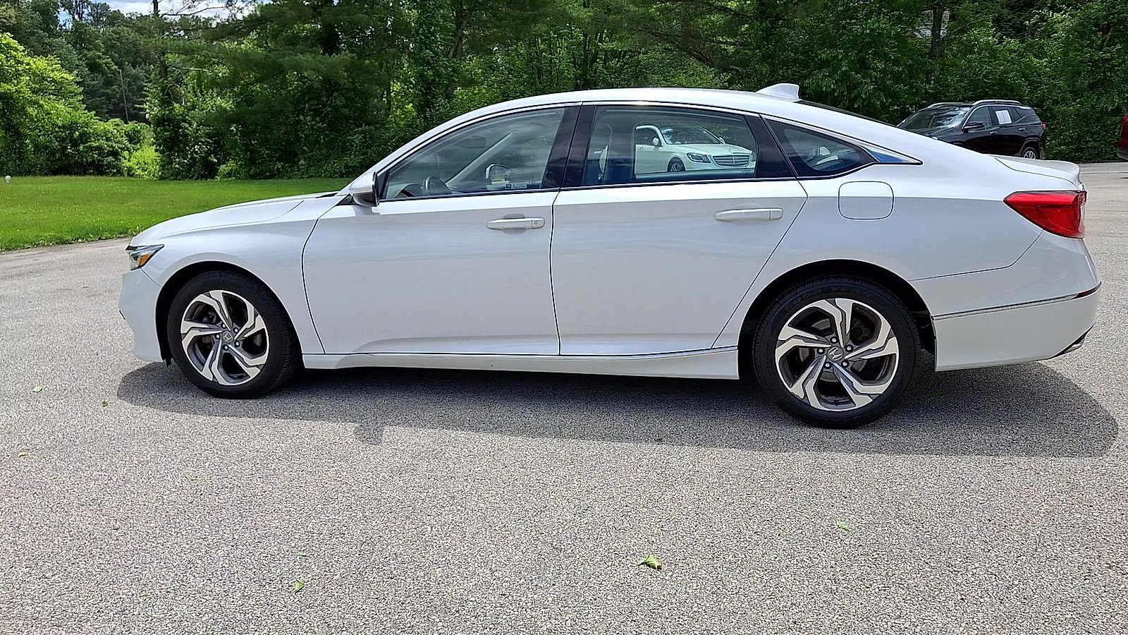 2018 Honda Accord EX-L - Photo 6