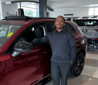 Staff member JORDAN PARKER from 74e496cc6070