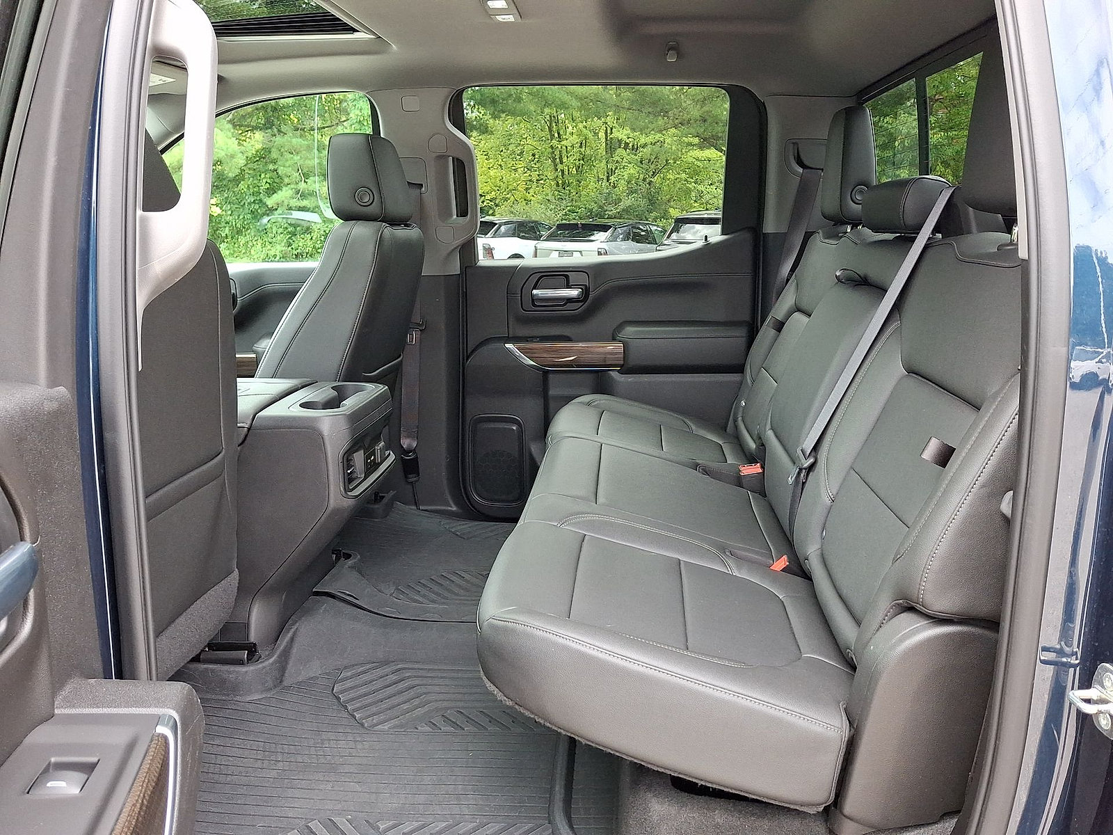 2022 Chevrolet Silverado 1500 Limited LT Trail Boss - Photo 19