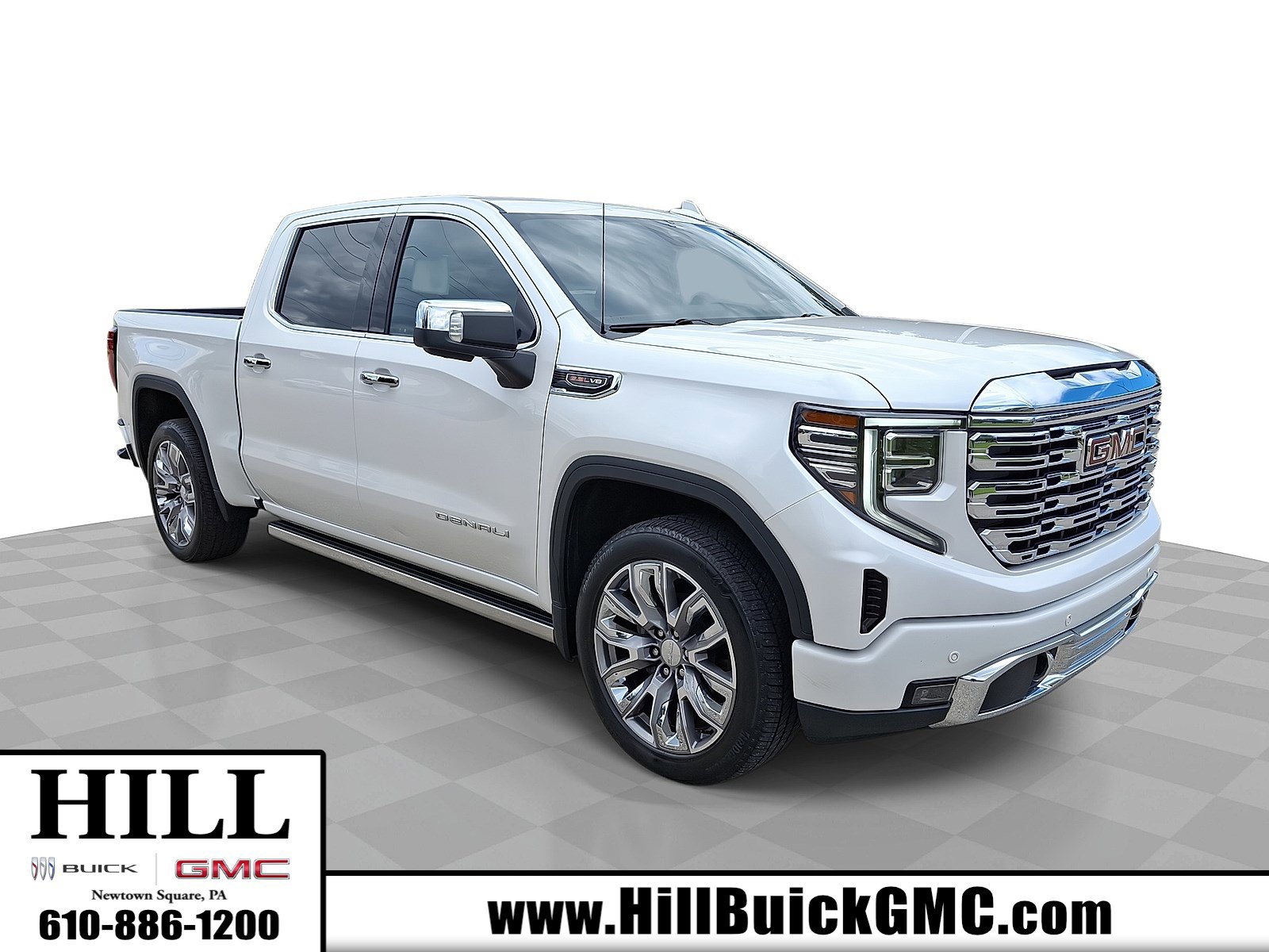 2023 GMC Sierra 4WD Crew Cab Short Box Denali's photo