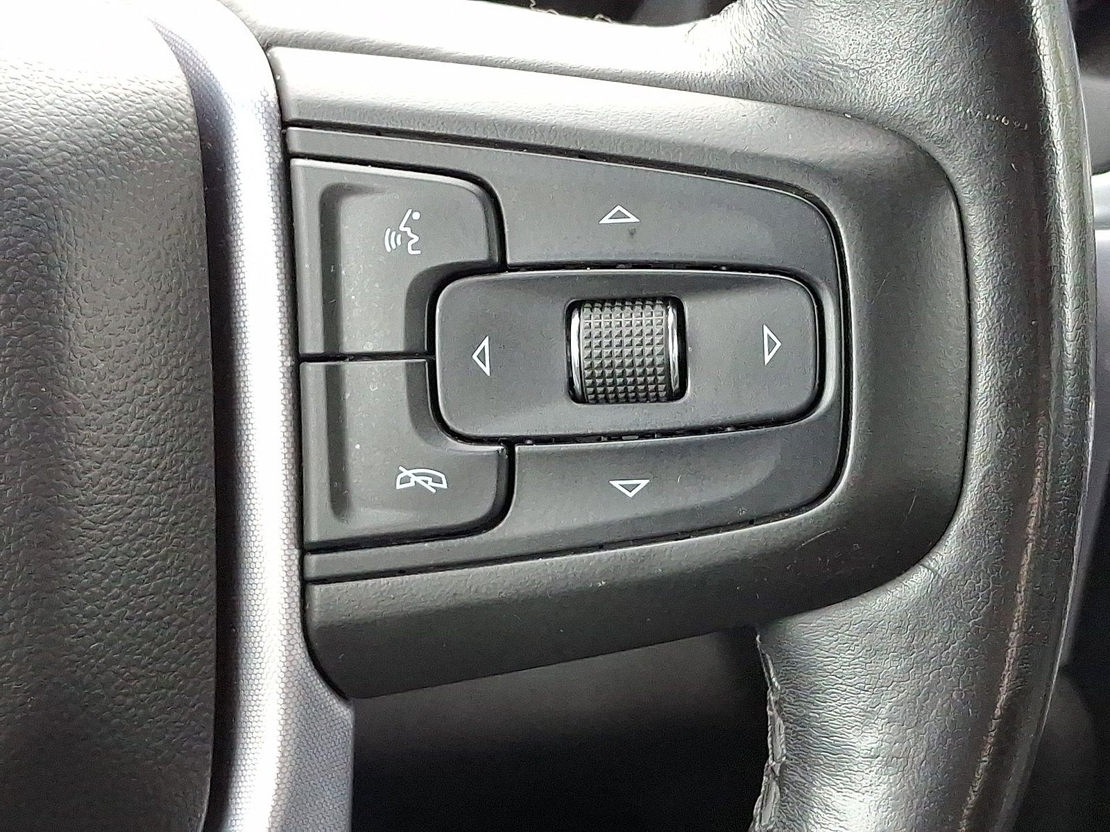 2019 GMC Sierra 1500 SLE - Photo 18