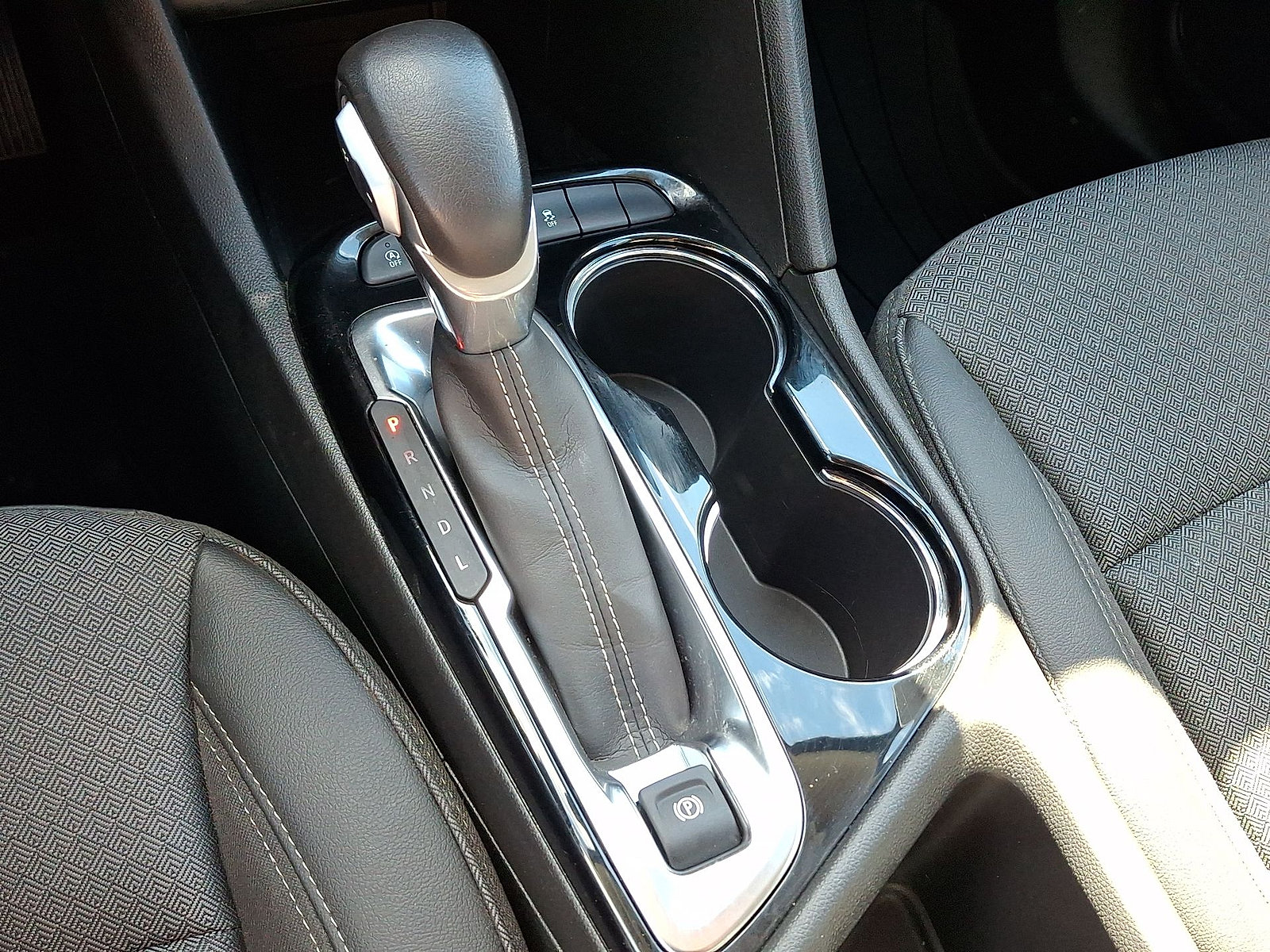 2024 Buick Encore GX Preferred - Photo 12