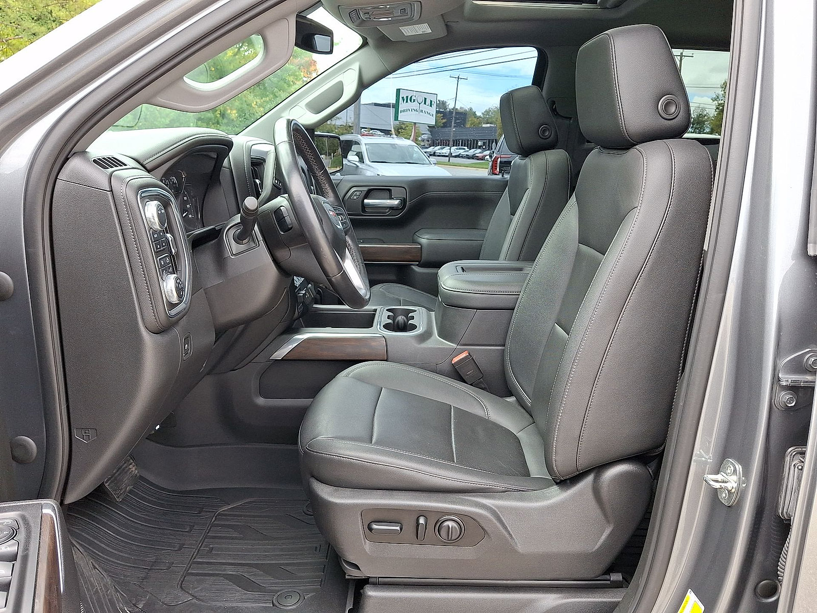 2021 GMC Sierra 1500 SLT - Photo 11