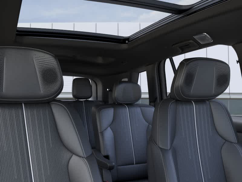 2027 Cadillac VISTIQ Sport - Photo 24