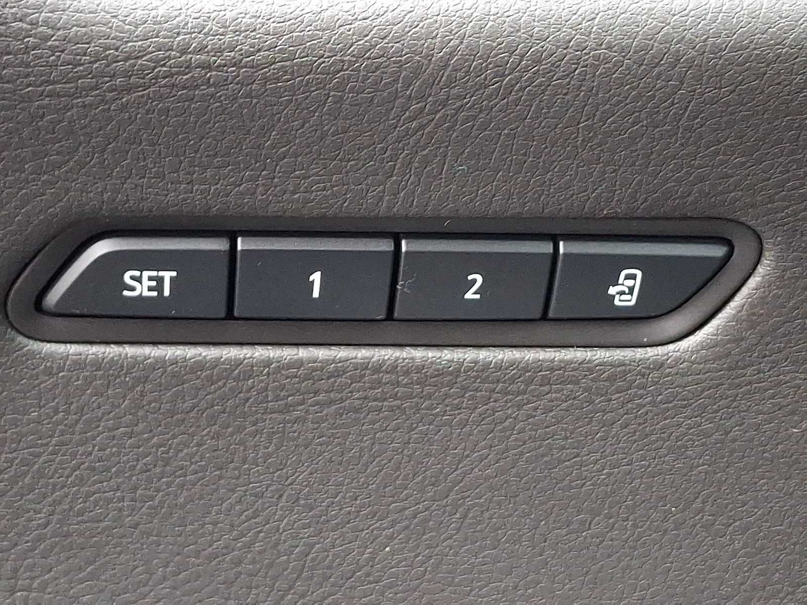 2024 Cadillac XT6 Premium Luxury - Photo 34