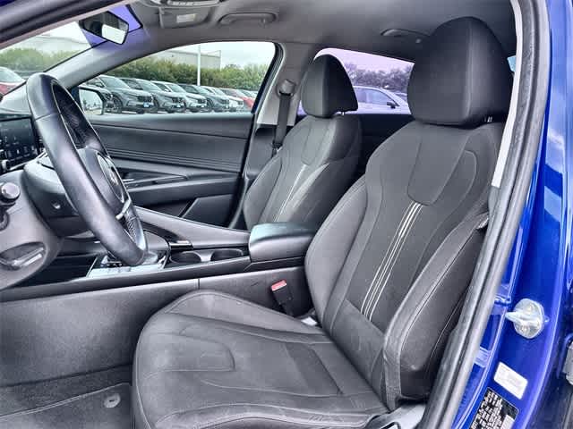 Thumbnail: 2021 Hyundai Elantra - 17