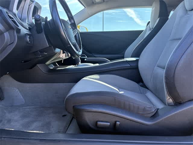 Thumbnail: 2014 Chevrolet Camaro - 18