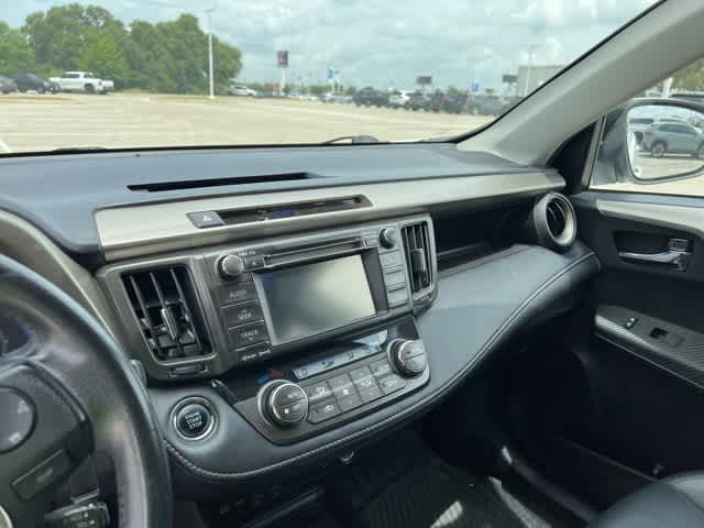 Thumbnail: 2013 Toyota RAV4 - 17