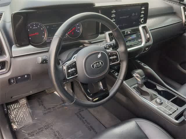 Used 2021 Kia Sorento S with VIN 5XYRLDLC8MG036613 for sale in San Antonio, TX