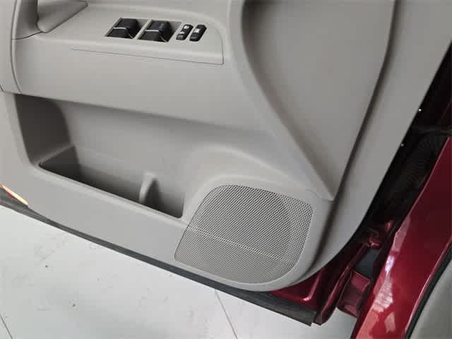 Thumbnail: 2008 Toyota Highlander - 28