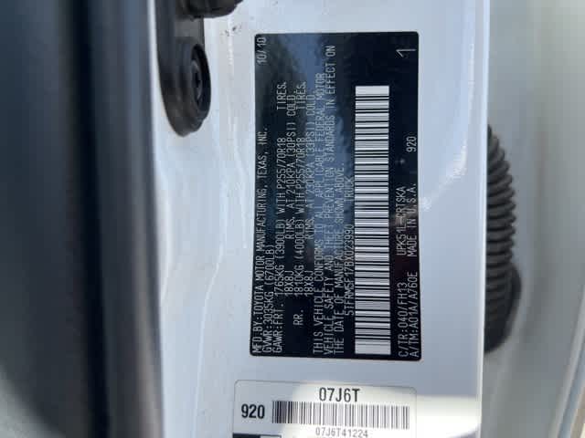 Thumbnail: 2011 Toyota Tundra - 22