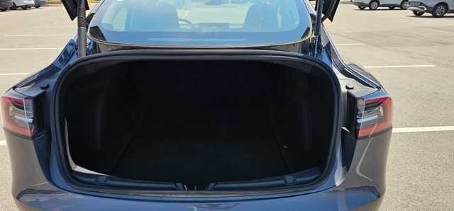 Thumbnail: 2023 Tesla Model 3 - 19