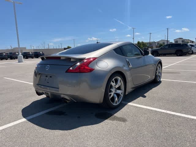 Thumbnail: 2009 Nissan Z - 5