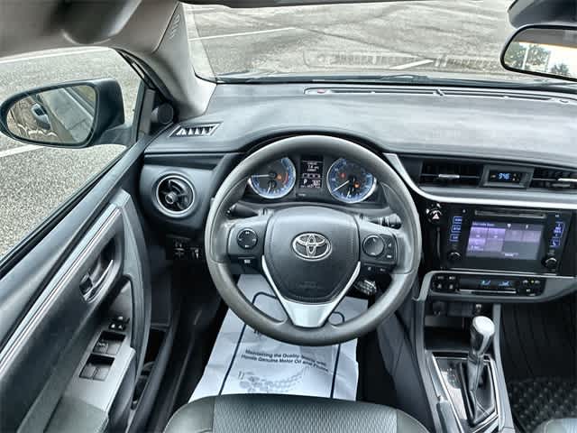 Thumbnail: 2017 Toyota Corolla - 23