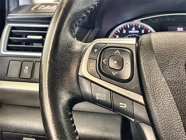 Thumbnail: 2016 Toyota Camry - 24