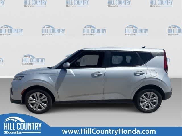 Thumbnail: 2021 Kia Soul - 3