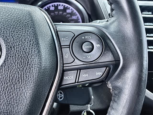 Thumbnail: 2020 Toyota Camry - 25