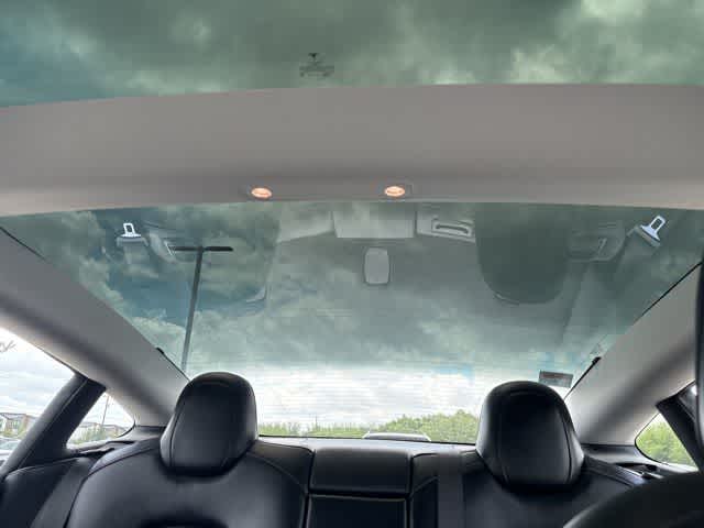 Thumbnail: 2021 Tesla Model 3 - 22