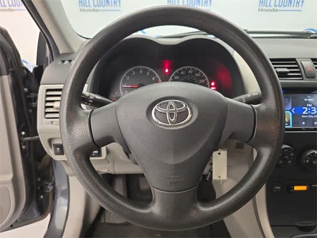 Thumbnail: 2011 Toyota Corolla - 22