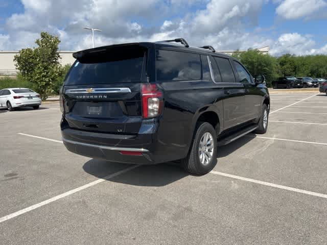 Thumbnail: 2022 Chevrolet Suburban - 5