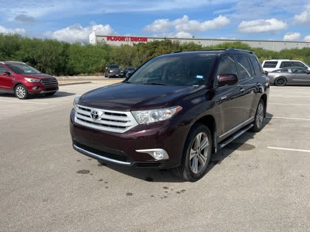 Thumbnail: 2013 Toyota Highlander - 1