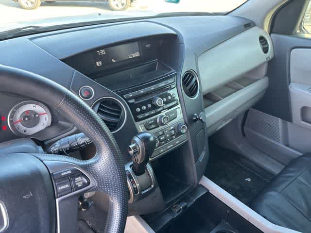 Thumbnail: 2012 Honda Pilot - 19