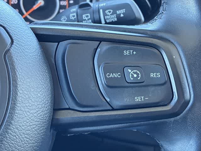 Thumbnail: 2022 Jeep Wrangler - 27