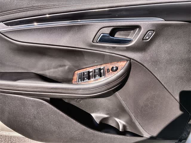 Thumbnail: 2014 Chevrolet Impala - 38