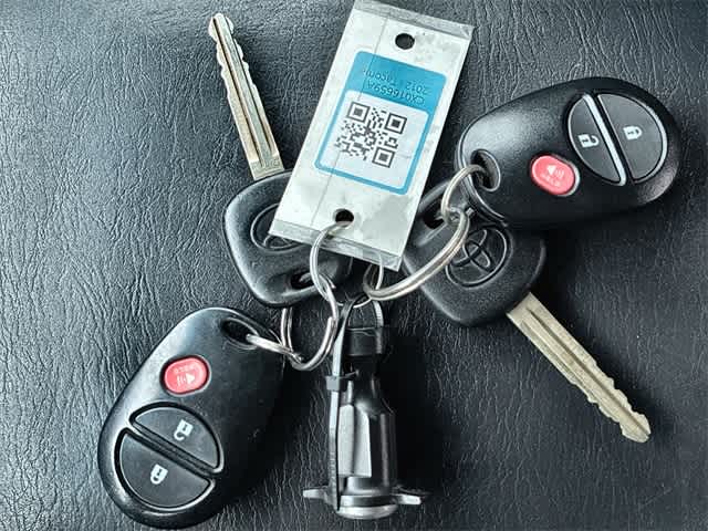 Thumbnail: 2012 Toyota Tacoma - 36