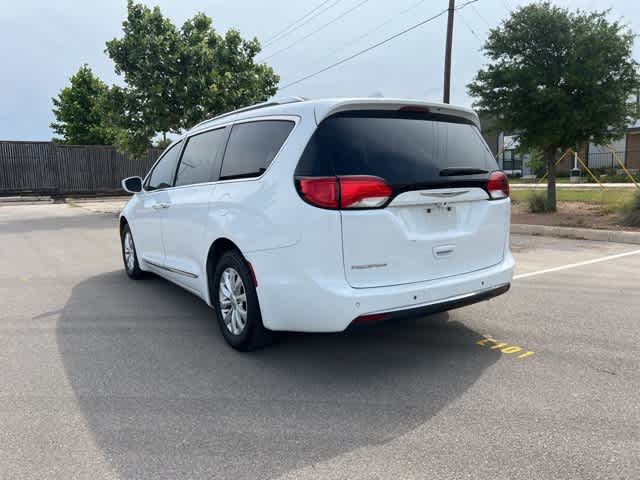 2018 Chrysler Pacifica Touring L 3