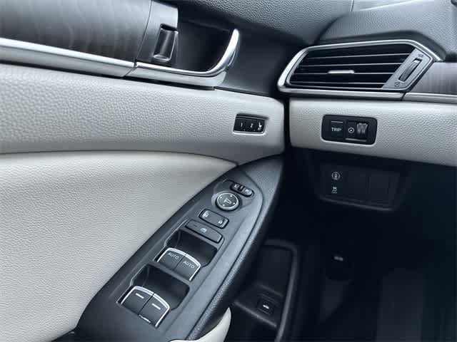 Thumbnail: 2020 Honda Accord - 40