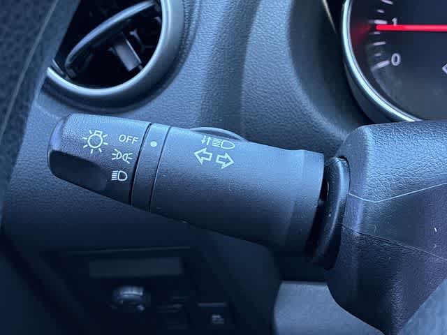 Thumbnail: 2014 Nissan Rogue - 27