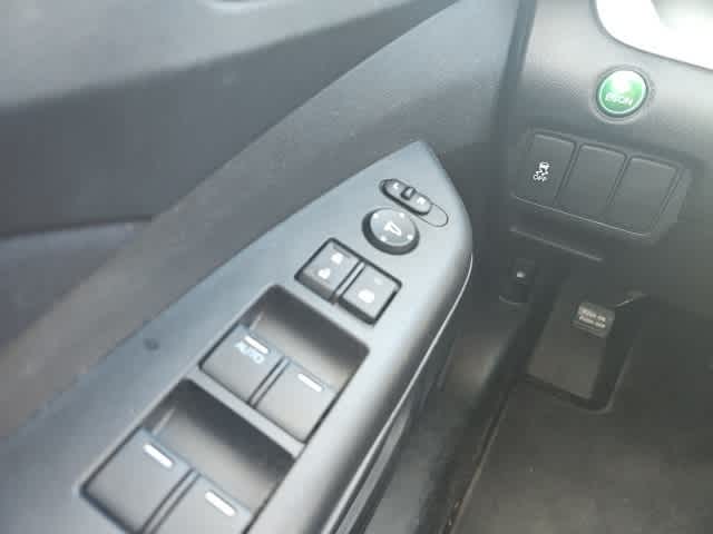 Thumbnail: 2013 Honda CR-V - 16
