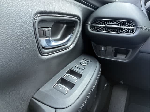 Thumbnail: 2023 Honda HR-V - 40