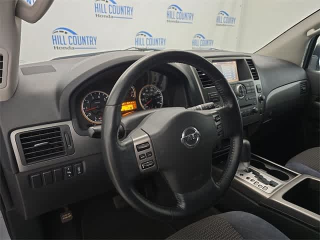 2011 Nissan Armada SV 2