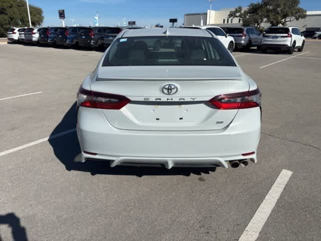Used 2022 Toyota Camry SE Sedan