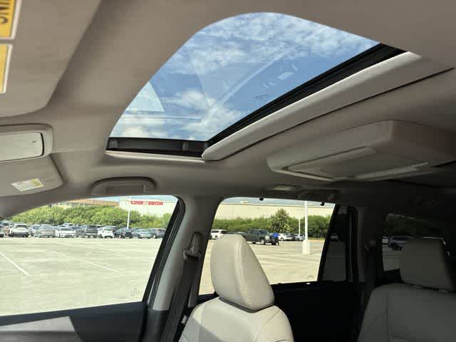 Thumbnail: 2021 Honda Pilot - 20