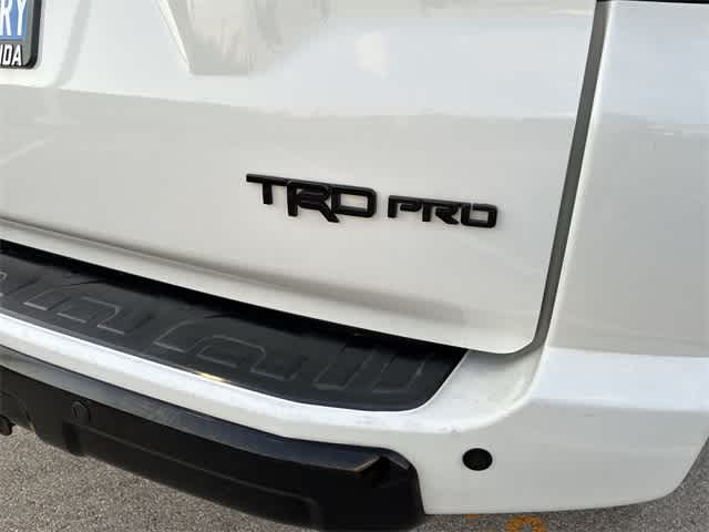 Thumbnail: 2019 Toyota 4Runner - 12