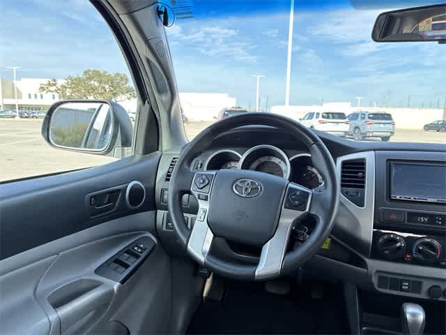 Thumbnail: 2014 Toyota Tacoma - 23