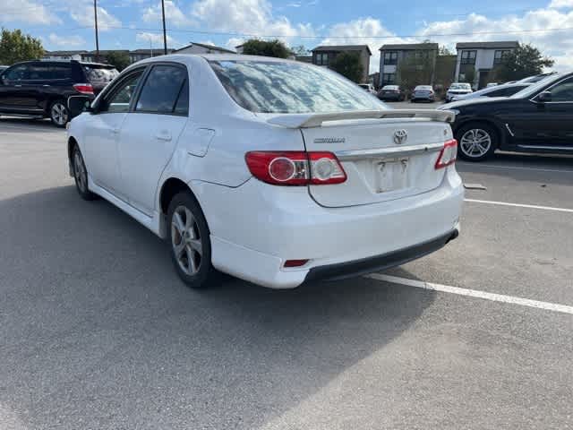 2011 Toyota Corolla S photo 2