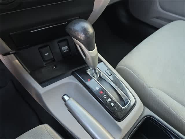 2013 Honda Civic LX 32