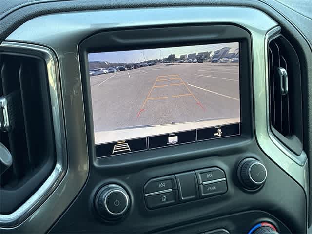 Thumbnail: 2020 Chevrolet Silverado 1500 - 32