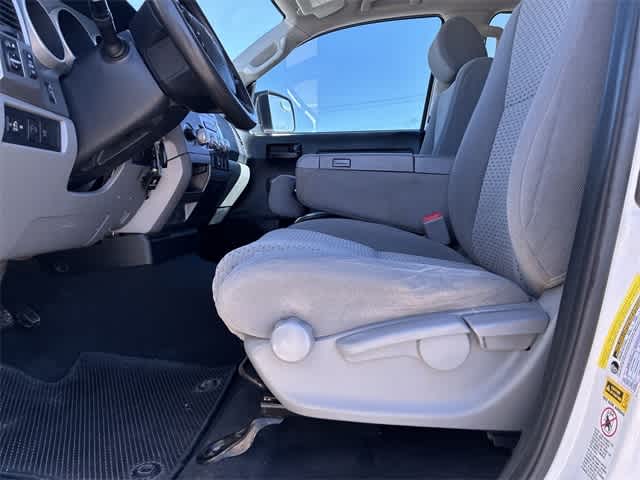 Thumbnail: 2012 Toyota Tundra - 18