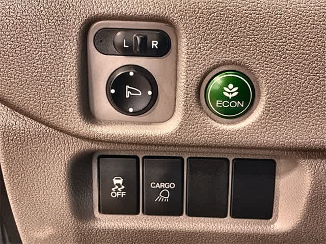 Thumbnail: 2017 Honda Ridgeline - 39