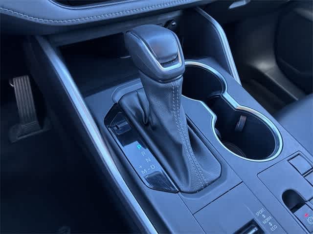 Thumbnail: 2023 Toyota Highlander - 35