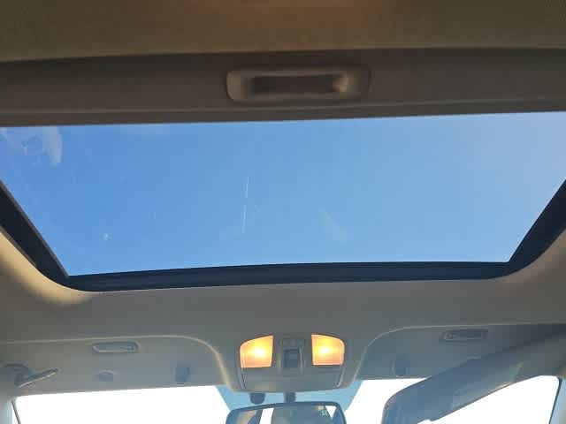 Thumbnail: 2017 Hyundai Elantra - 20