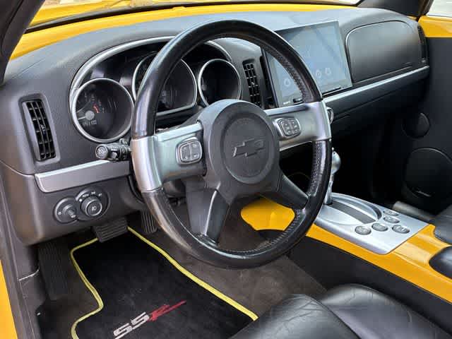 Thumbnail: 2003 Chevrolet SSR - 2