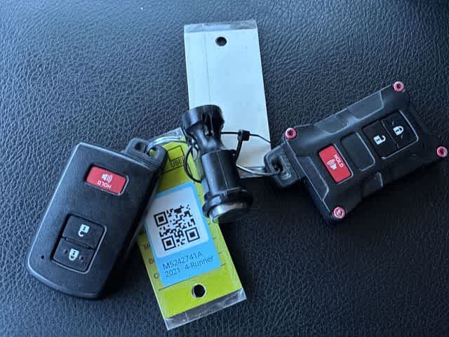 Thumbnail: 2021 Toyota 4Runner - 39