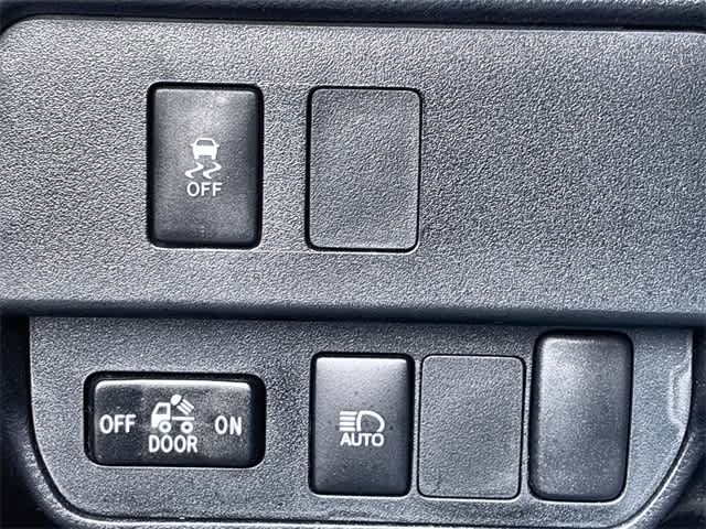 Thumbnail: 2023 Toyota Tacoma - 40